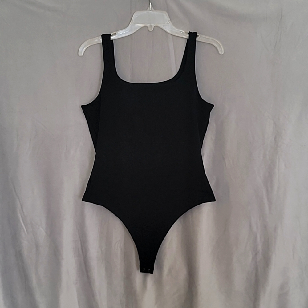 Banana Republic Bodysuit, Color Black, Size M, 56%Rayon, 40 Polyester, n…